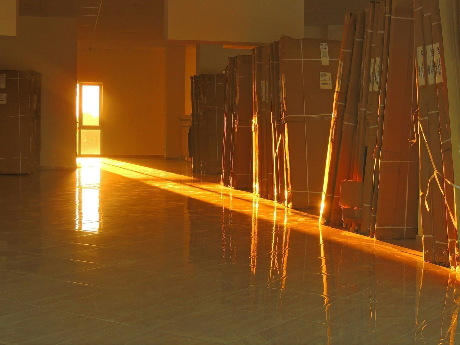 Innovative Flooring with Crystal Clear Epoxy