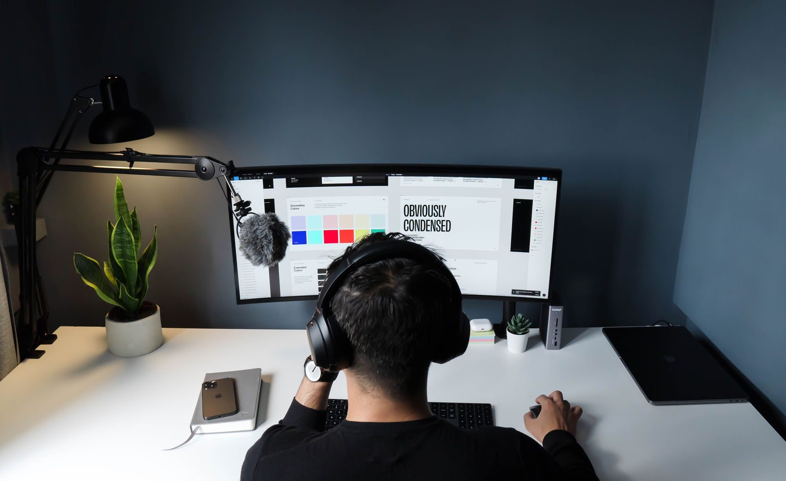 LogoAI: Revolutionizing Logo Design and Branding with AI